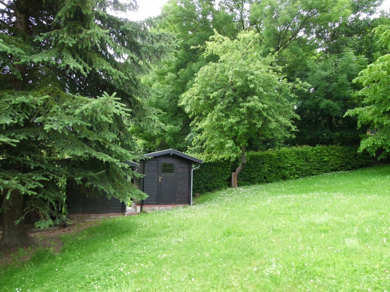 Einladende 2-Zimmerwohnung in attraktiver Stadtrandlage von Arnstadt-Garten