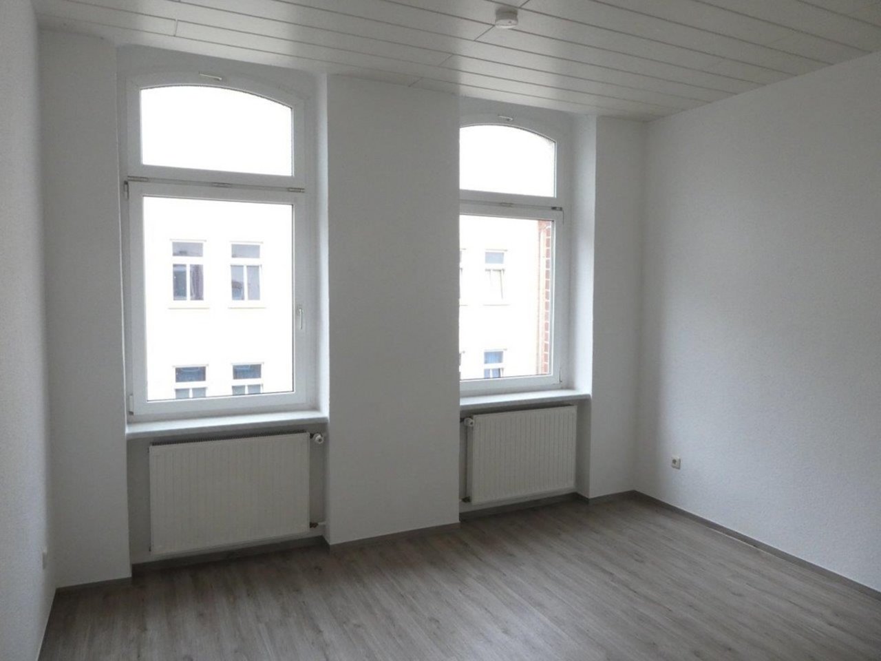 Freundliche, bezugsfertige 2-Zimmerwohnung in Arnstadt-Schlafzimmer