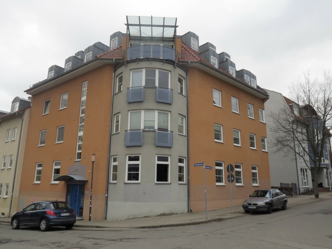 Attraktives Büro in ruhiger Lage unweit des Stadtzentrums von Gotha-Straßenansicht