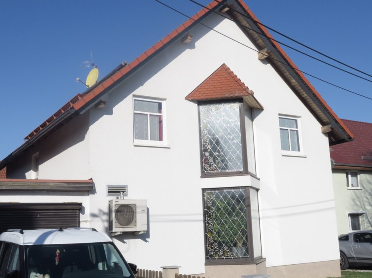 Individuelles Einfamilienhaus in Witzleben-Straßenansicht