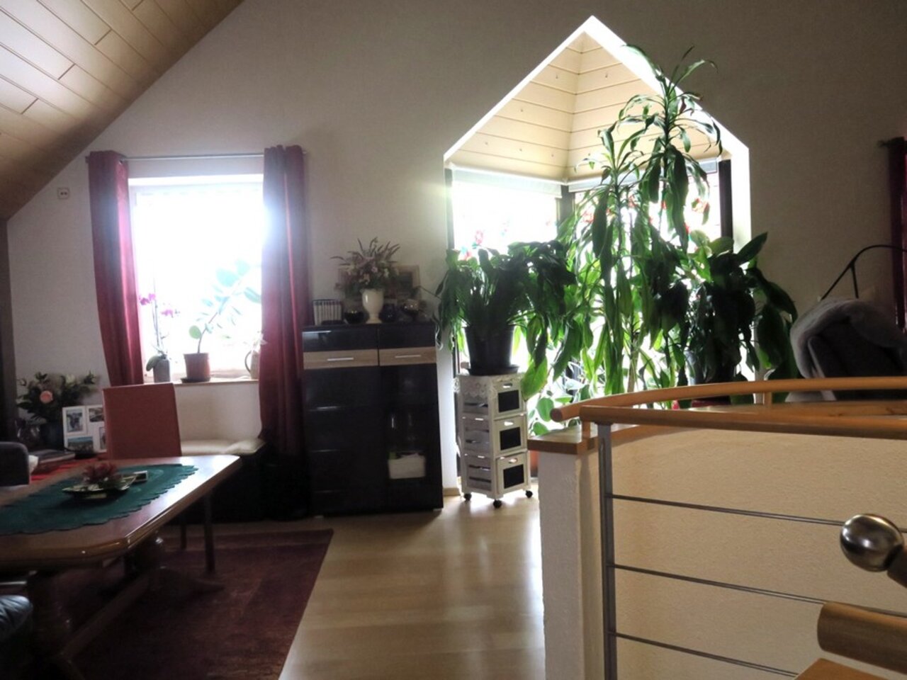 Individuelles Einfamilienhaus in Witzleben-Wohnen im DG