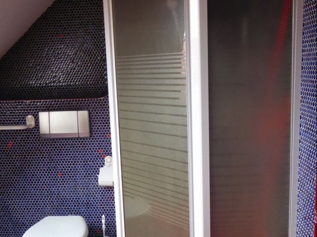 Großzügiges Wohnhaus mit Einliegerwohnung und großer Scheune in Witzleben-Duschbad im DG