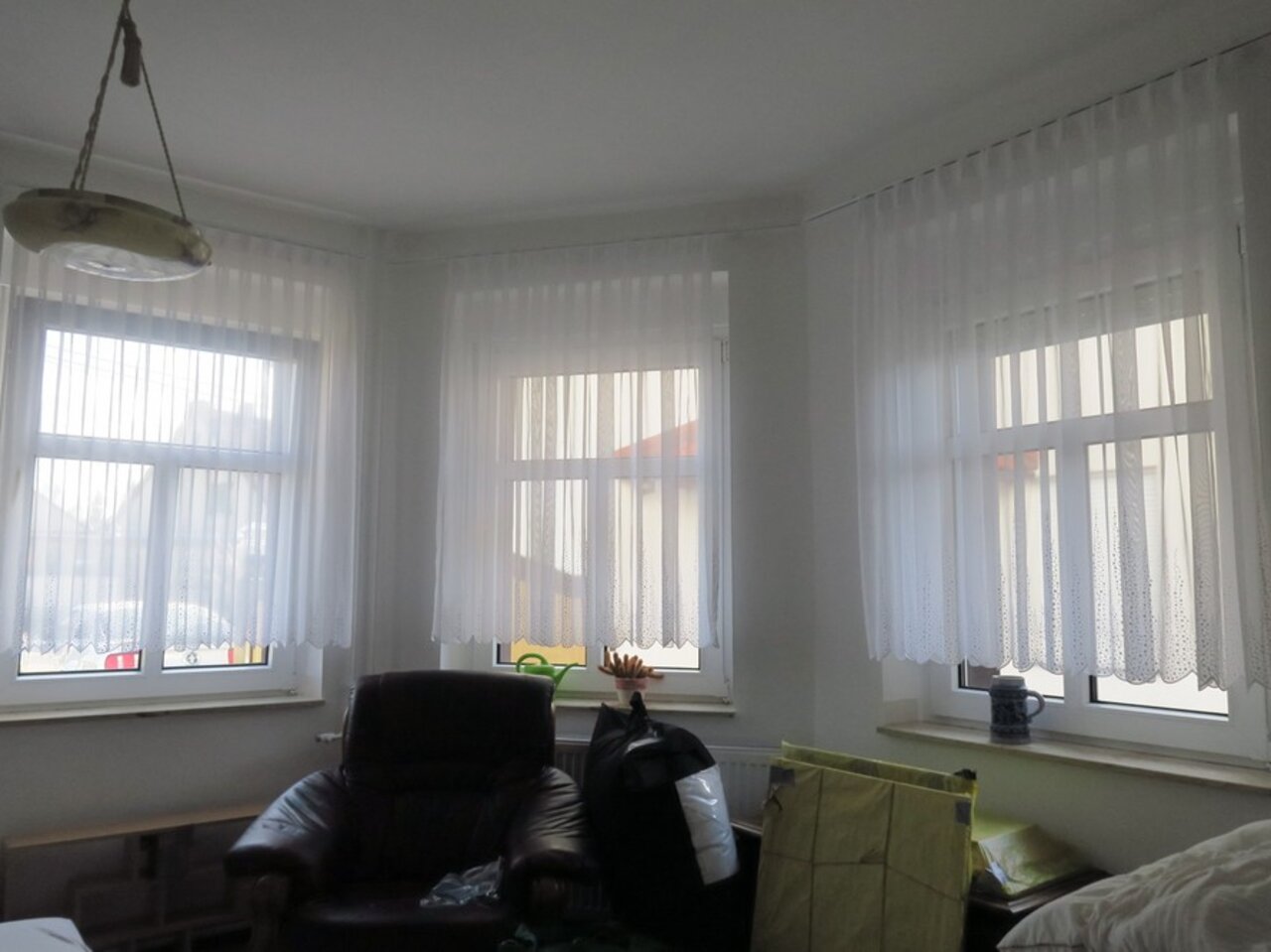 Individuelles Wohnhaus mit Einliegerwohnung und großer Scheune in Witzleben-Zimmer im EG
