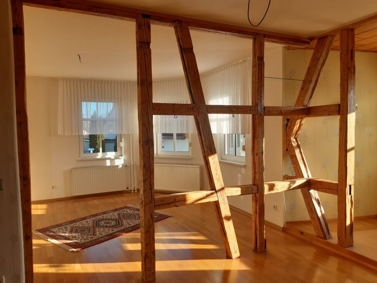 Individuelles Wohnhaus mit Einliegerwohnung und großer Scheune in Witzleben-Wohnen + Essen im OG